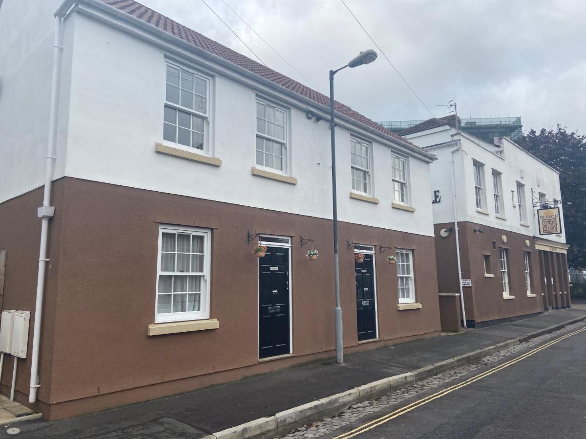 The Ashton Gate Mews Hotell Bristol Exteriör bild